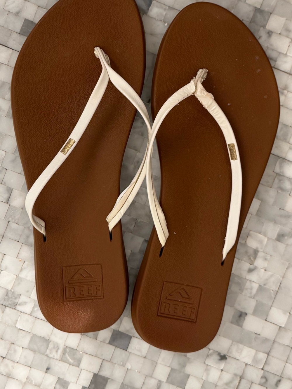 Reef White Strap Flip Flop Sandals Women’s Sz 7